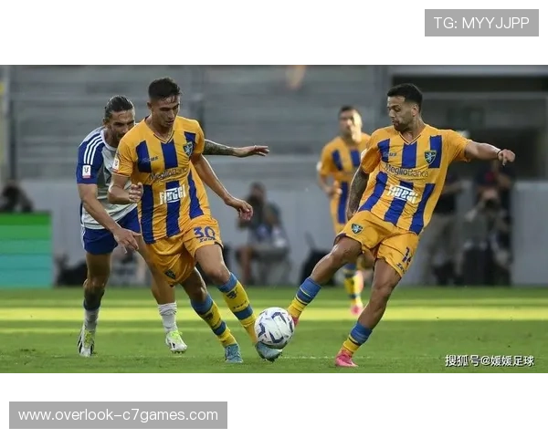 以弗罗西诺内俱乐部崛起历程与意甲赛场竞争力深度解析全面观察分析